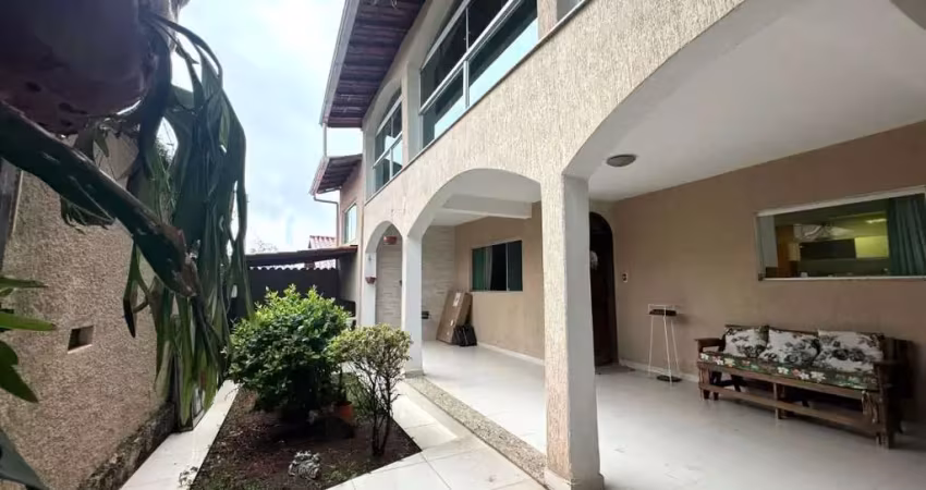 Casa com 5 quartos à venda no Alípio de Melo, Belo Horizonte 