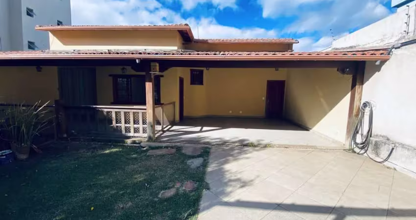 Casa com 3 quartos à venda em Ouro Preto, Belo Horizonte 