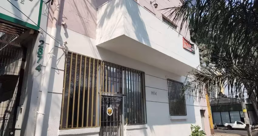Casa com 3 quartos para alugar na Santa Efigênia, Belo Horizonte 