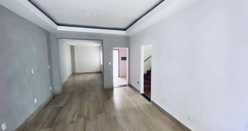 Casa com 3 quartos para alugar na Santa Efigênia, Belo Horizonte 