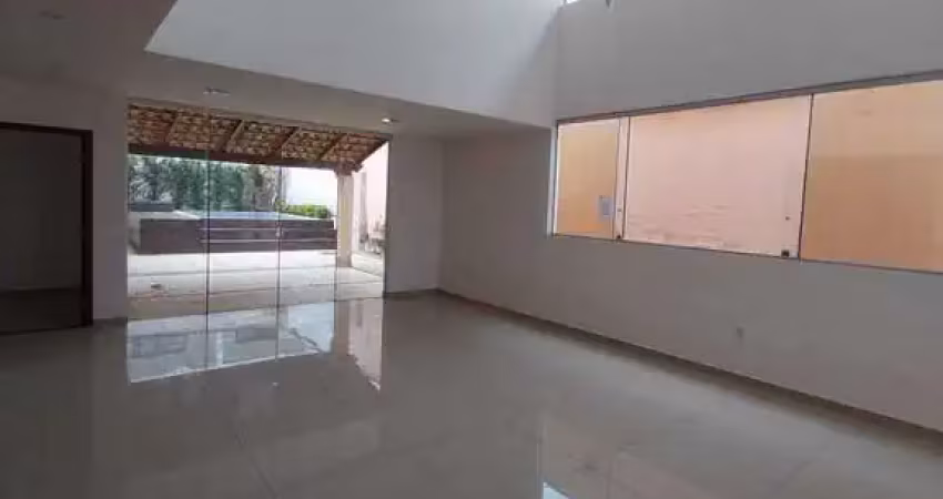 Casa com 4 quartos para alugar no Trevo, Belo Horizonte 