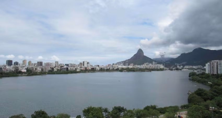 Apartamento Frontal Lagoa com 4 Quartos e 3 Vagas à venda na Av Epitácio Pessoa.
