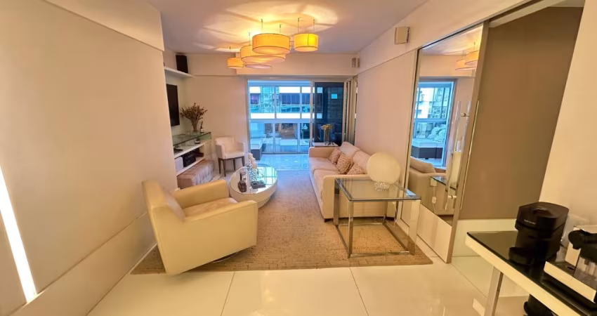 Apartamento com 3 Quartos, 2 Vagas e 122m² à venda no Leblon Posto 11