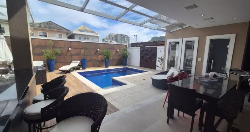Casa Duplex mais Sotão com 3 Suítes à venda no Condomínio Art Life