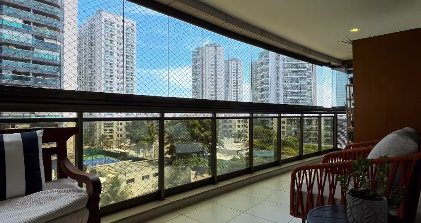 Apartamentos 3 quartos para vender na Barra da Tijuca localizado na Avenida Lucio Costa, 3 Quartos; 2 suites; 2 Vagas. Condomínio Palais de Nice, Posto 5, Barra da Tijuca.
