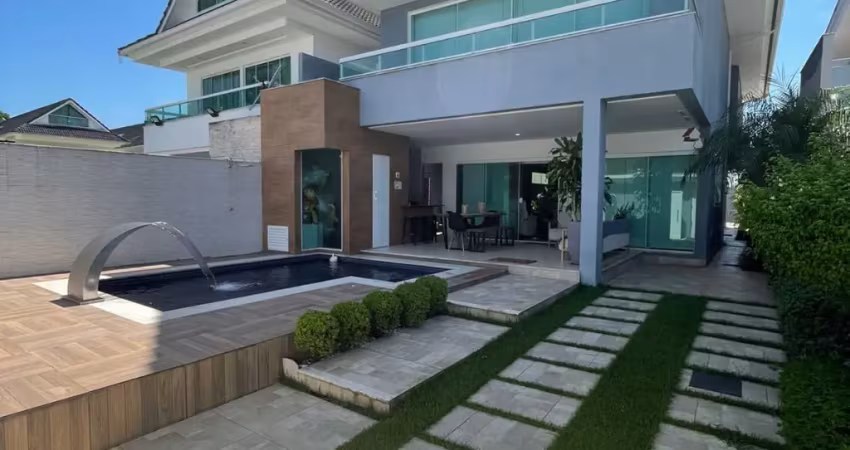 Casa com 4 Suítes à venda no Riviera del Sol Recreio