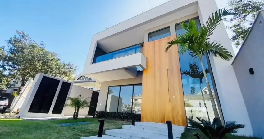 Casa Duplex à venda no Condomínio Riviera del Sol