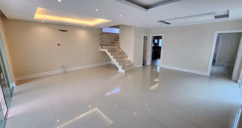 Casa duplex à venda no condomínio riviera del sol recreio dos bandeirantes