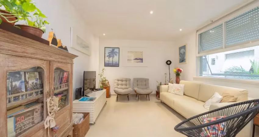 Apartamento à venda  com 3 dormitórios sendo duas suítes em copacabana