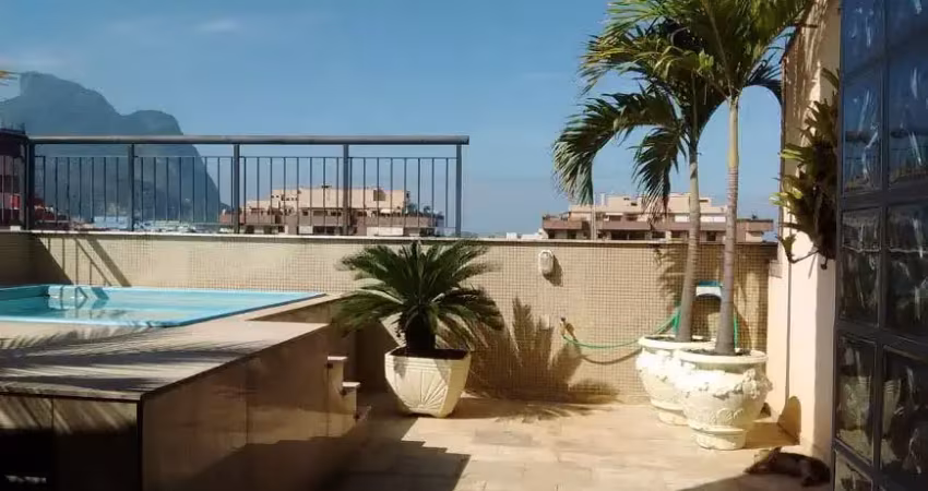 Cobertura linear com 3 quartos para vender, 210m2, abm barra da tijuca