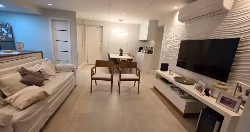 Apartamento reformado com 2 quartos à venda no quartier carioca