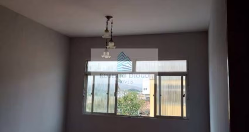 Apartamento à venda em Campo Grande, Rio de Janeiro-RJ: 2 quartos, 1 sala, 1 banheiro, 1 vaga de garagem!