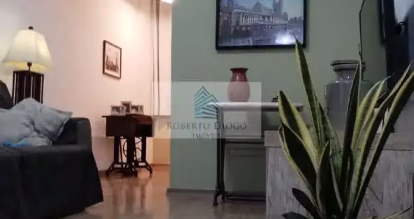 Apartamento à venda em Niterói-RJ - 2 quartos, 1 sala, 1 banheiro, 77m² no Fonseca!