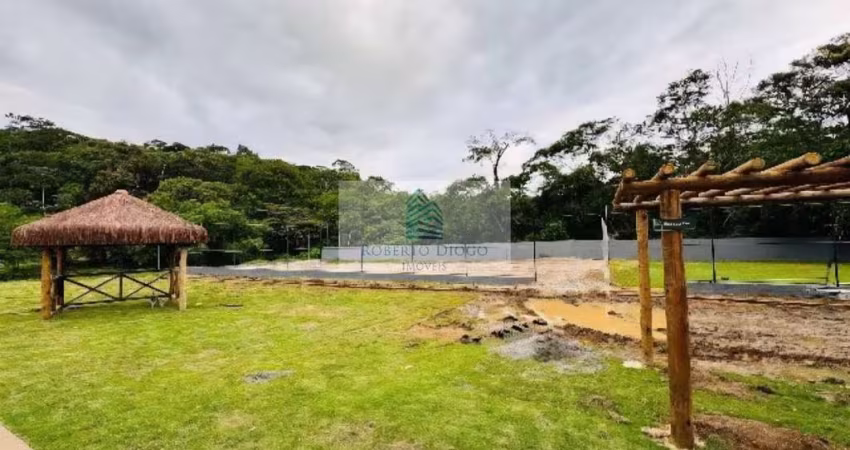 Terreno em Condomínio à Venda em Niterói-RJ, Bairro Várzea das Moças  360m² de Área