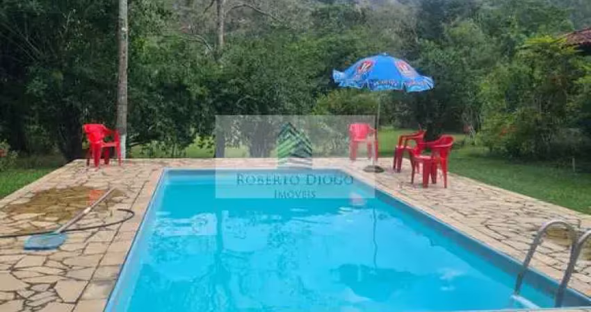 Imperdível sítio à venda em maricá-rj, bairro itapeba, 5 quartos, 1 suíte, 1 sala, 4 banheiros, 6 vagas de garagem, 24.237,50 m² de área.