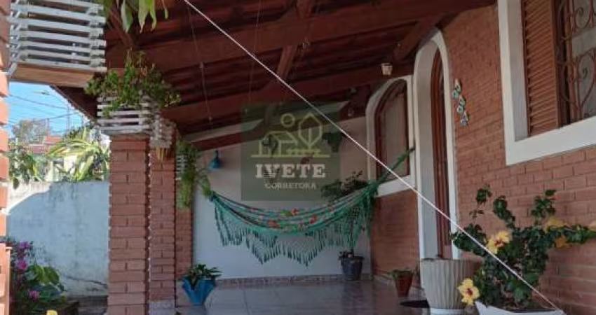 Oportunidade Imperdível: Casa Charmosa em Lindoia - SP