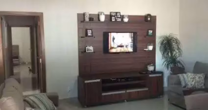 Casa de 3 quartos sendo 1 suite com closet no residencial greenville