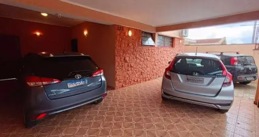Casa de 348m² de terreno com 4 quartos sendo 1 suite e 4 vagas no sumarezinho.
