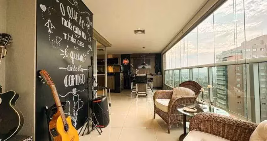 Apartamento de 200m² sendo 3 suites  com varanda goumert.
