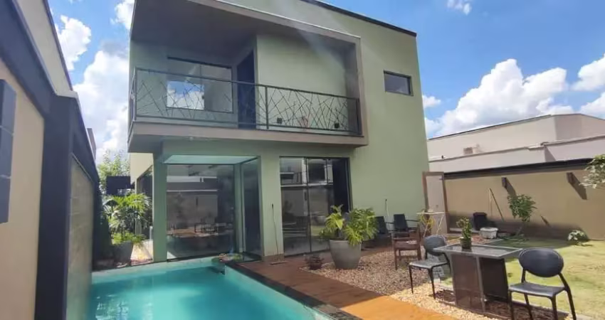 Casa sobrado com 3 suites piscina  e 4 vagas  no condomínio villa de  san francesco.