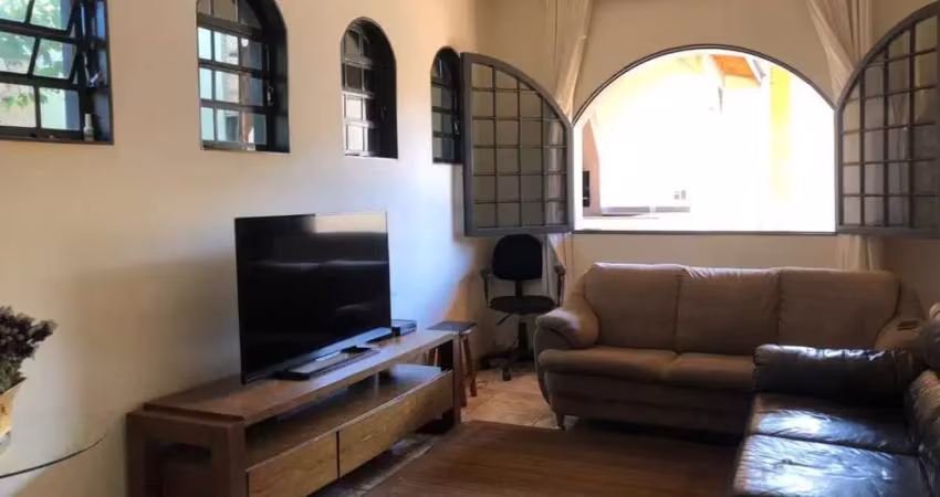 Casa sobrado de 4 quartos sendo 2 suite e 4 vagas de garagem na city ribeirão .