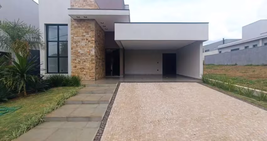 Casa com 3 suites 4 vagas piscina no alto do castelo