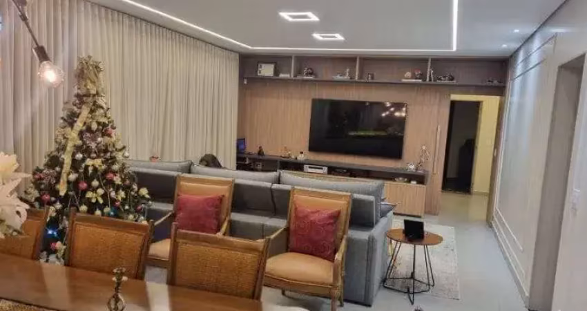 Casa comercial com  536m² de terreno sendo  344m² de área construída  no ribeirânia