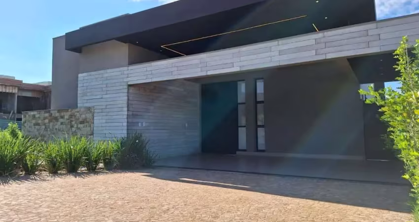 Casa 4 suítes à venda, 320 m² construção e 700 de terreno,  terras de siena - vila do golf - ribeir