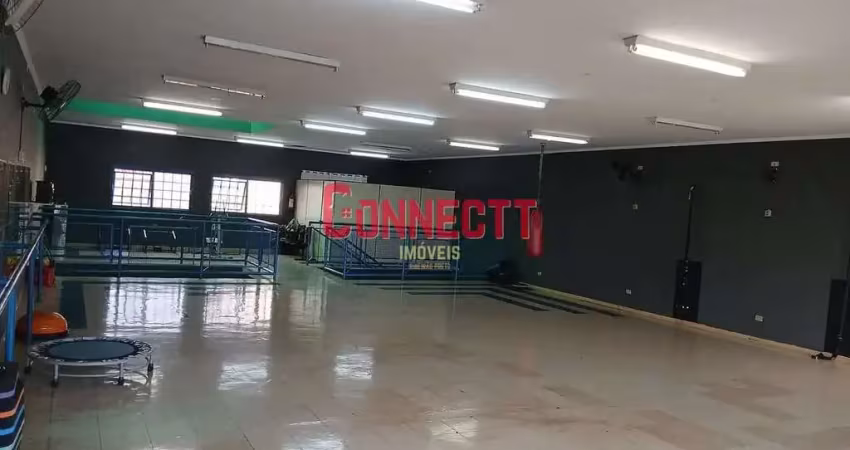 Salão comercial de 413m² de área construída no bairro parque anhanguera.