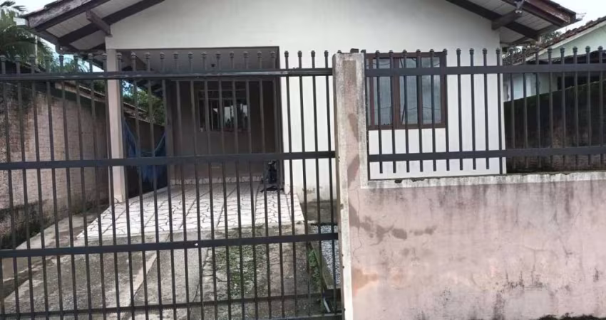 Casa para Venda em Guaramirim / SC no bairro Beira Rio