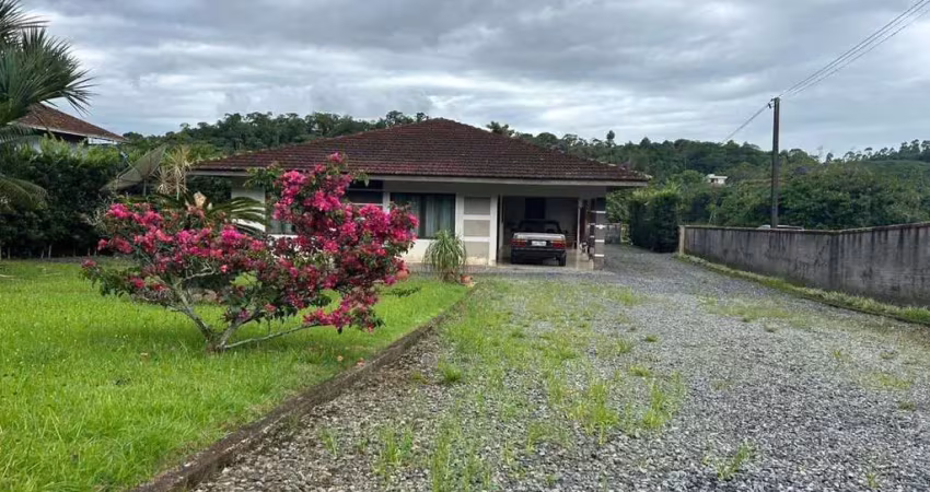 Casa com 3 quartos à venda na SC 180, Rio Branco, Guaramirim