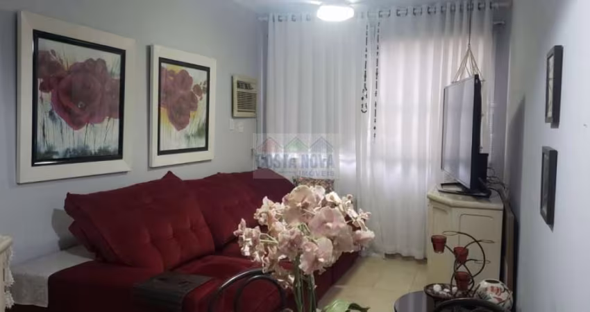 Apartamento com 2 dormitórios, 2 banheiros, 2 vagas de garagem, na quadra do mar no José Menino