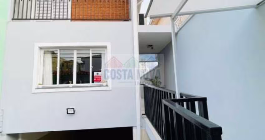 Ampla casa assobradada, com e quartos, espaço gourmet e  6 vagas, Vila Mazzei
