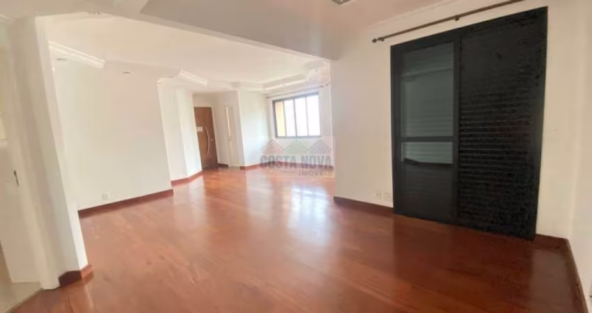 Apartamento a venda em Pinheiros. 3 quartos sendo 1 suíte, 2 banheiros, 3 vagas