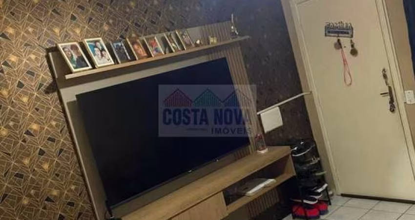 Apartamento à venda de 42m², com 2 quartos, 1 sala, 1 banheiro e elevador em São Vicente