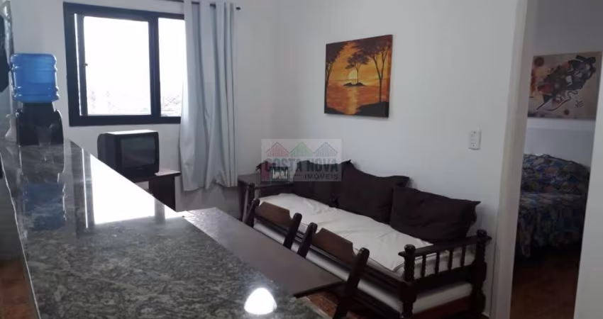 Apartamento à venda, com 31m², 1 quarto, 1 sala, 1 cozinha e vaga a menos de 700mts da praia Ocian