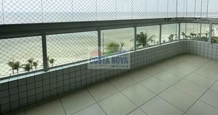 Apartamento com 2 quartos sendo 1 suíte, 2 banheiros, 1 vaga, lazer completo, frente mar