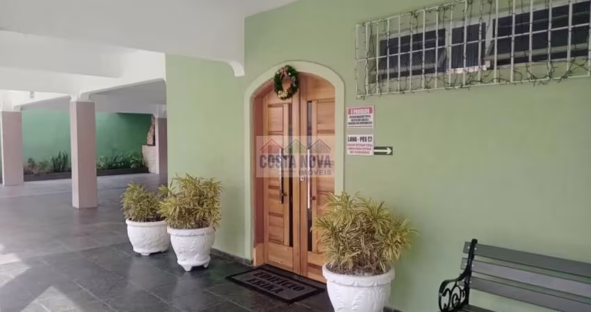 Apartamento à venda com  43m², 1 quarto, 1 vaga, mobiliado no bairro Caiçara à 200mts da praia
