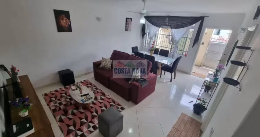 Sobrado com 131m², com 3 quartos e uma suíte em são vicente