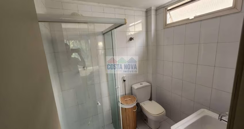 Apartamento com 3 quartos sendo 2 suíte, 1 banheiros sociais, 1 vaga. Bairro Boqueirão