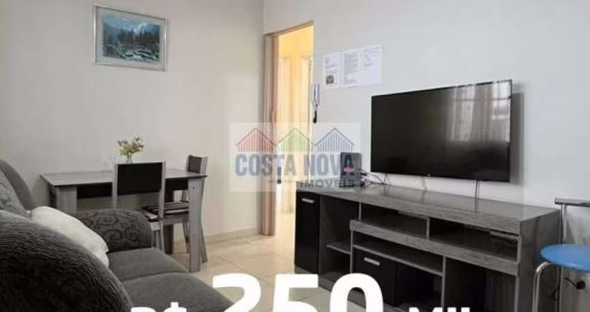 Apartamento com 1 dormitório,  1 banheiro, 1 vaga. Amplo, mobiliado, porteira fechada, Guilhermina