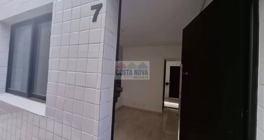 Casa de Condomínio com quintal privativo - Aviação