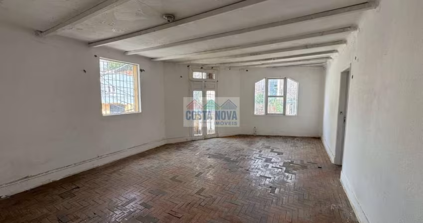 Casa para locação com 70m², localizada no bairro Carandiru