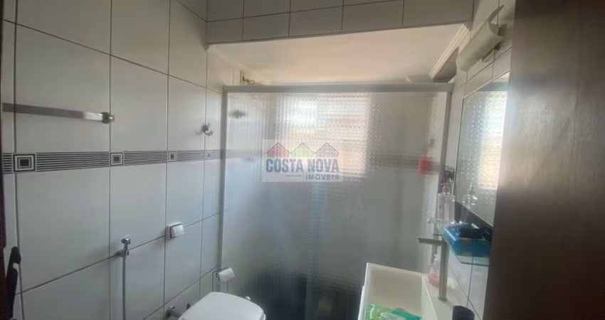 Apartamento a venda, 2 quartos sendo 1 suíte, 2 banheiros, bairro Boqueirão