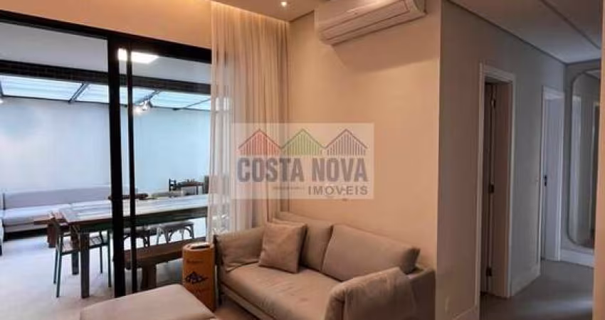 Apartamento à venda com 170m², 2 quartos, ambos suítes, 3 banheiros, 2 vagas e depósito privativo