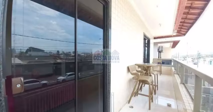 Casa sobreposta com 2 dormitórios e sacada no sítio do campo em praia grande/sp