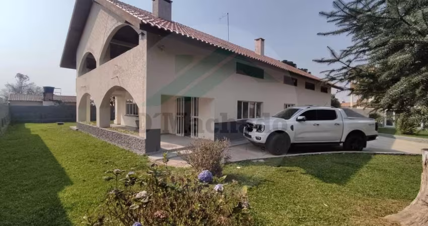 Casa para Venda em Fazenda Rio Grande, Gralha Azul, 5 dormitórios, 2 suítes, 1 banheiro, 5 vagas