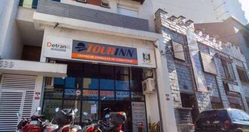 Apartamento com 1 dormitório para alugar, 37 m² por R$ 2.676,00/mês - Centro - Porto Alegre/RS