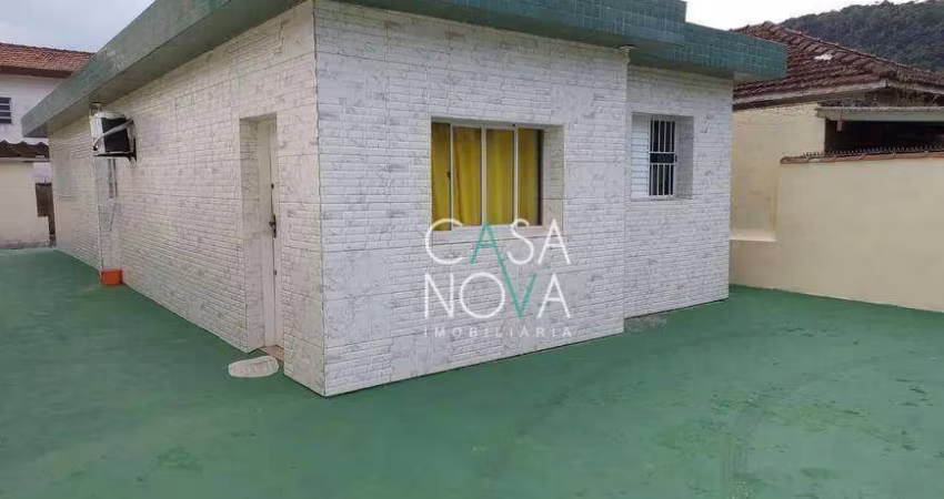 Casa com 3 dormitórios à venda, 170 m² por R$ 590.000,00 - Vila São Jorge - São Vicente/SP