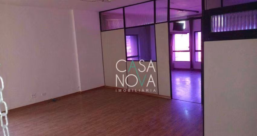 Sala comercial padrão à venda ou locação, no Centro Empresarial Ana Costa - Vila Matias - Santos - SP